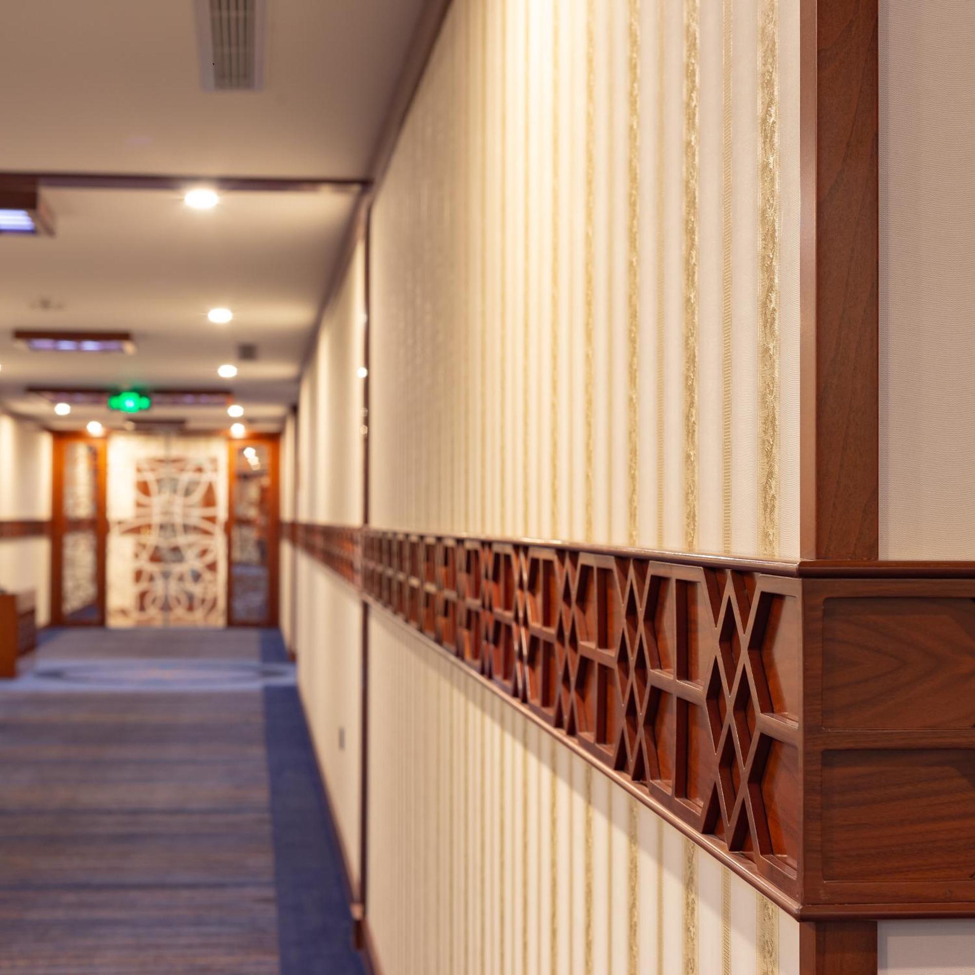 Cristal Erbil Hotel מראה חיצוני תמונה Interior of the hotel
